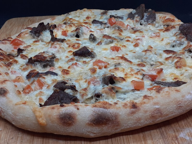 schonify_'s tweet photo. How to Make Delicious Halifax Donair Pizza https://t.co/ZT4JCYcOH4 https://t.co/Yul0Jdcm6e