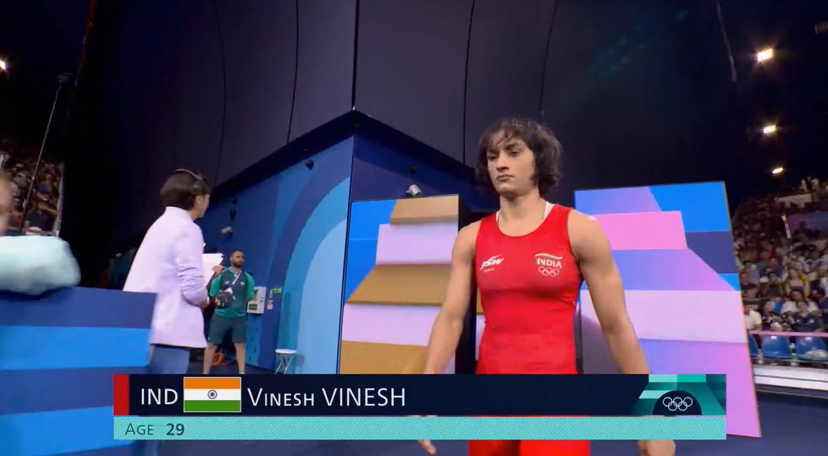 QF से SF तक हर कुश्ती से पहले <a href="/Phogat_Vinesh/">Vinesh Phogat</a> का वजन हुआ ही होगा जिसमें वो underweight थी,
फाइनल से पहले 100 gm वजन बढ़ जाना एक  आम बात है, वो सिर के बाल भी उतार दे तो underweight हो जाएगी ।
IOA को एक मौका तो देना ही था ..😒
We are proud of you <a href="/Phogat_Vinesh/">Vinesh Phogat</a> #OlympicGames