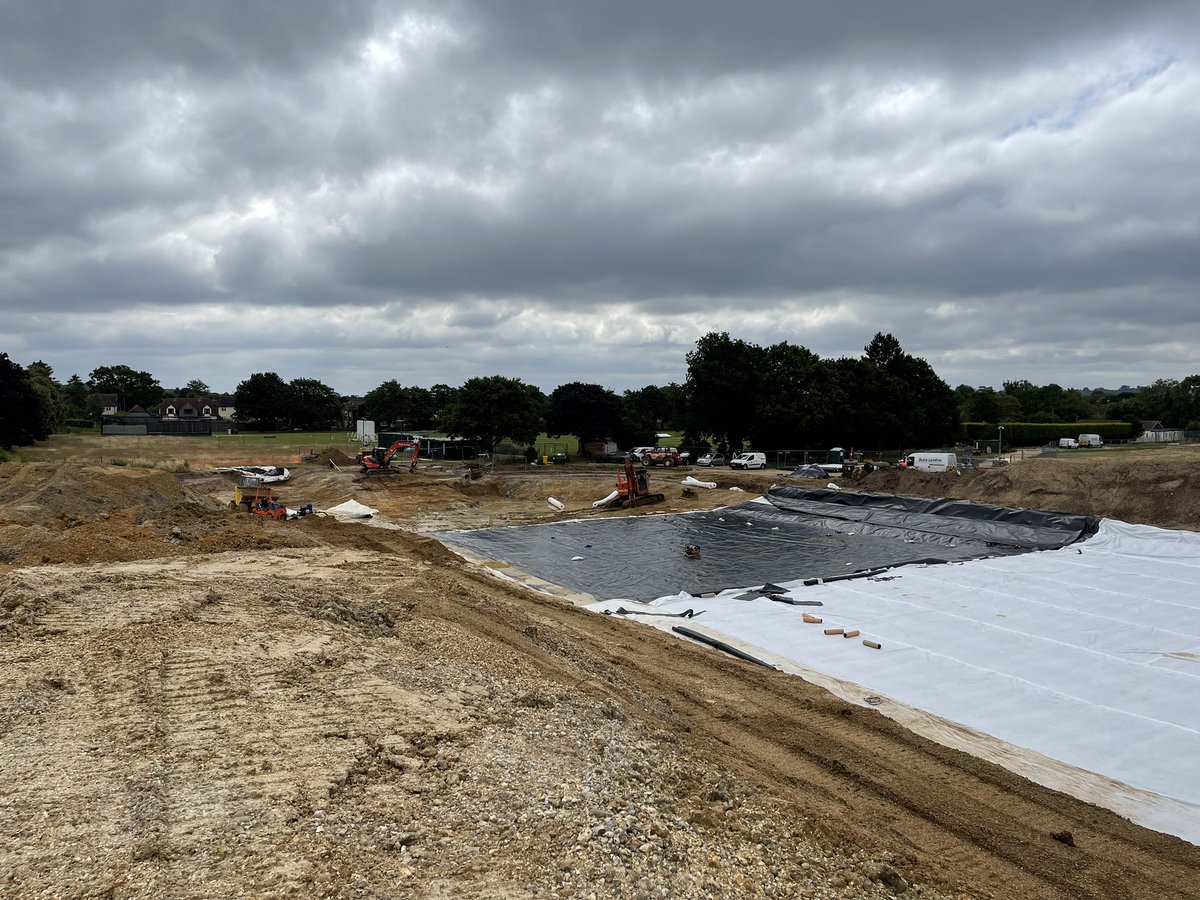 Delighted to see the progress of the Memorial Fields Flood Alleviation scheme on a recent site visit by Thatcham Town Council and Thatcham SWMP Funding Committee members | #FloodRisk | Find out more 👇 linkedin.com/posts/ardent-c…