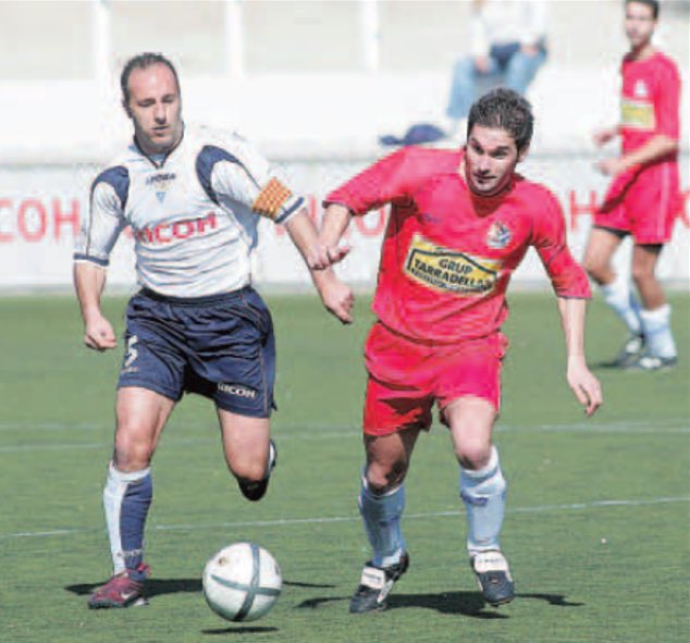 voltasport's tweet photo. 🎂 5️⃣6️⃣ Josep Puigbó #Putxi
@putxi8 compleix 56 anys l’exjugador centellenc va jugar la major part de la seva carrera esportiva al CE Premià fins a lluïr el braçalet i viure 3 ascensos, tota una institució i una llegenda del club on també ha estat director tècnic. https://t.co/HDeeXcUCyE