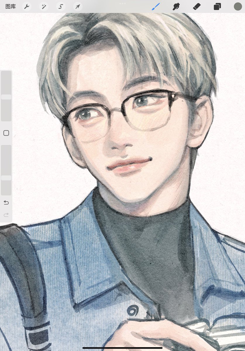 nini000101's tweet photo. 👓 https://t.co/jcKC2oEsQg