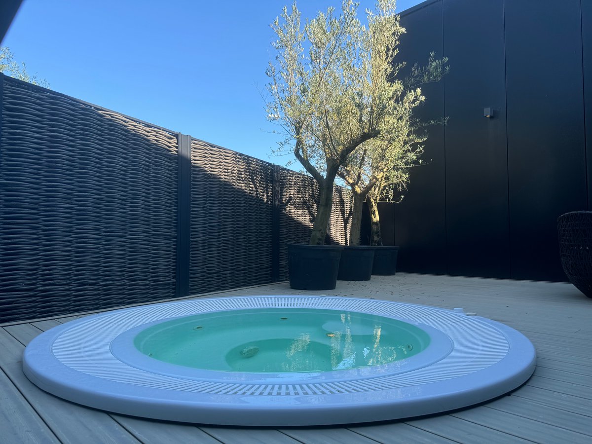 MassageReviewer's tweet photo. Show our community the picture in your cell phone of the last spa/sauna you visited.  

Don't be shy you are among friends here... 
Here is mine   

#spa #spas #spatravel #spablogger #spablog #spaday #luxuryspa #spaholidays #privatespa #sauna #saunas #finnishsauna #saunatime #saunalove #saunalife #saunatime #saunaworld #saunaculture #massagereviewer #massagereview #spareview