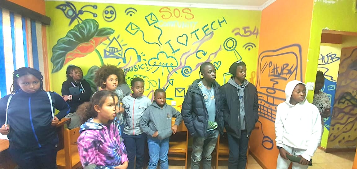 End Child Poverty tweet media