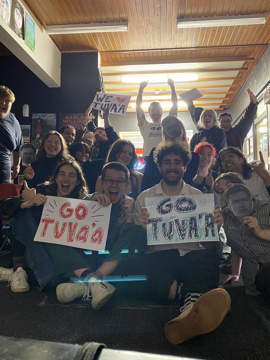 95bFM's tweet photo. 95bFM staff &amp; volunteers are all ready in the lounge to watch our Wednesday Drive host Tuva’a compete at the @Olympics tonight!

Go well Tuva’a! We’re backing you from bFM🇼🇸 https://t.co/pNg0esAbgV