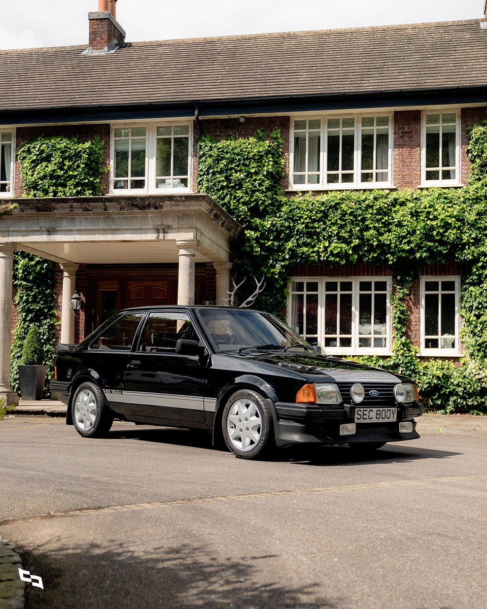 collectingcars_'s tweet image. This Ford Escort RS 1600i is a classic 1980s hot hatch which was previously restored. ⁠
⁠
📍LIVE NOW - Ravenshead, Nottinghamshire, United Kingdom⁠
⁠
Ravenshead, Nottinghamshire, United Kingdom
⁠
#CollectingCars #Ford #EscortRS #Rally #TouringCar