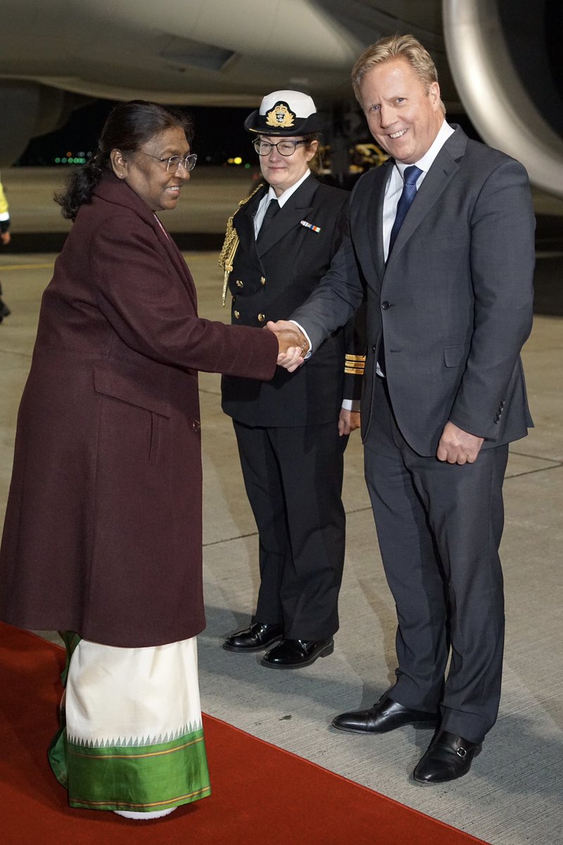 toddmcclaymp's tweet photo. An honour on behalf of the New Zealand Government to welcome Her Excellency Droupadi Murmu, President of India, to New Zealand today. 
🇮🇳🇳🇿
This visit is one of many recent government engagements to deepen our relationship &amp; boost our strong people-to-people &amp; cultural links. https://t.co/zZ4UyU8iEo