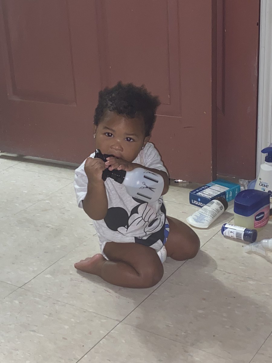 JeminiB_'s tweet photo. I have not blessed twitter with my handsome son in 4 months https://t.co/jgzWKa82Xq