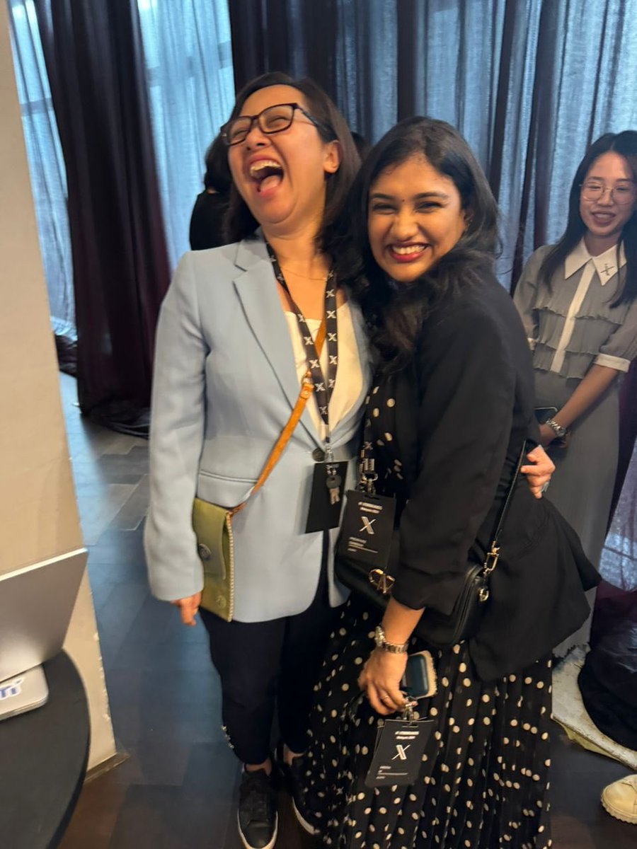 PreathveeG's tweet photo. From stressing about events to celebrating the success, we have done it all in the last 3 years. So grateful I get to be a part of the team and learn from you. Thank you.
Wishing you abundant happiness, positivity and success.
Happy birthday Trang!🥳❤️ https://t.co/8RMTdfqc3B