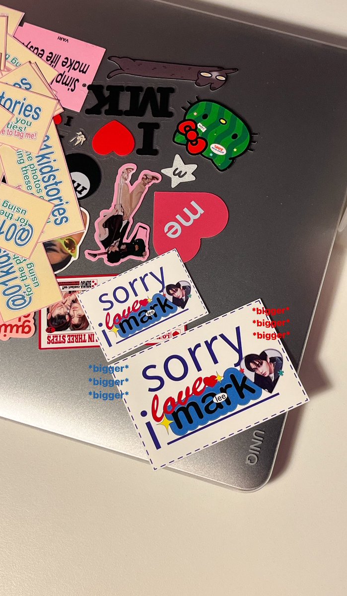 prdcollective's tweet photo. 50 sets only 🦮♥️💭

- 1 set = 1 person naka🫶🏻
- 1 set = 7 pieces, 85 thb (shipping included) 
- gg form 08/08 (20:00) ka👀♥️

**เนื่องด้วย sticker sorry i love mark ออกมามีขนาดใหญ่,จำนวนน้อยกว่าของรอบที่แล้ว ชิ้นนี้จะมีเพียงแค่1ชิ้น/set เท่านั้นนะคะ🥺🥺🙏🏻🙏🏻 https://t.co/QyUWpDRrw7