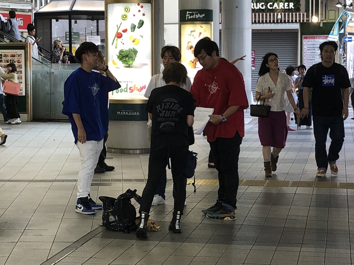 HiroHomma1's tweet photo. どっかでみたユーチューバーがいた https://t.co/0N36IkSoVN