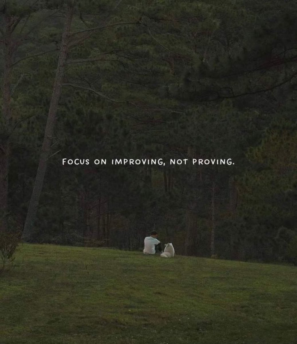En_ph1's tweet photo. Focus on improving, not proving 
ركز على تطوير نفسك ، وليس اثبات نفسك 

@ReemsQuotes https://t.co/z1X1Jipeh1
