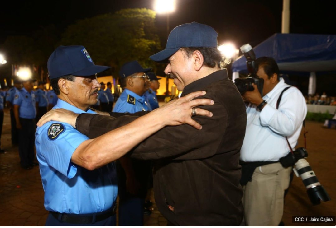 URGENTE

DICTADURA SANDINISTA anuncia BAJA DESHONROSA y ENJUICIAMIENTO A Jefe de Escoltas del TIRANO SANDINISTA desde 2007