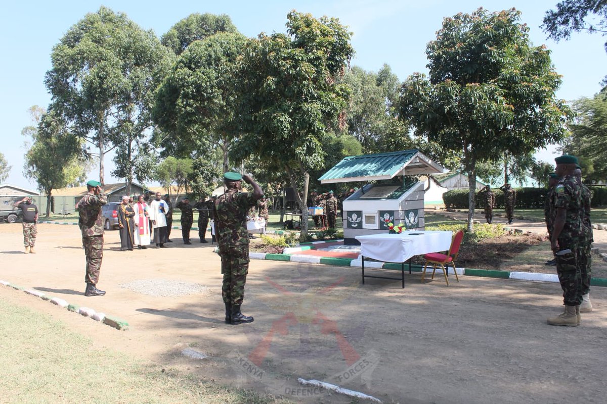kdfinfo's tweet photo. Kenya Defence Forces troops from the Army Special Operations Brigade (ASOB), marked the Airborne Day celebrations at Kenyatta Barracks in Gilgil, Nakuru County. The celebration was dubbed “honouring the injured Paratroopers still going strong”.
https://t.co/9gQ5PAbqDC https://t.co/t902DKkBhs