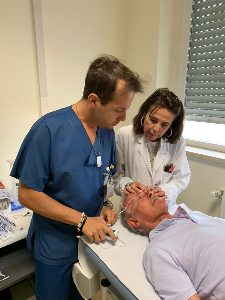 Effettuato a Perugia presso la Clinica Oculistica Università degli Studi/Azienda Ospedaliera il primo trattamento  iontoforesi con luteina in pazienti con degerazione maculare senile. La iontoforesi potrebbe evitare la evoluzione della malattia verso le forme più gravi