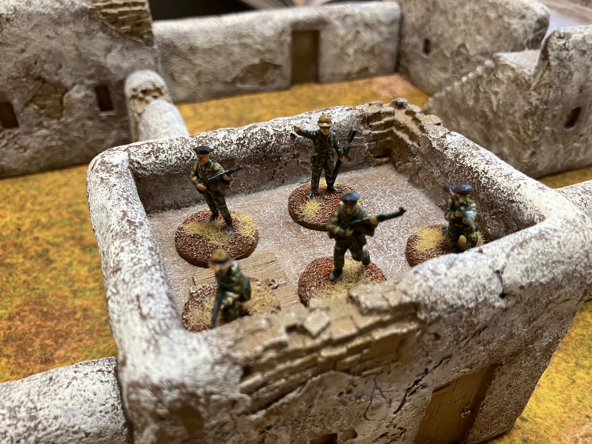 ironcow2103's tweet image. Whirarwistan 1988 - US infantry investigate the destruction of a Bradley IFV outside a local village and come under fire from a Spetsnaz unit hiding within!

20mm #ForceOnForce action with @andre_crow last night. Great little game, lot of fun, off to buy more toys! 😃