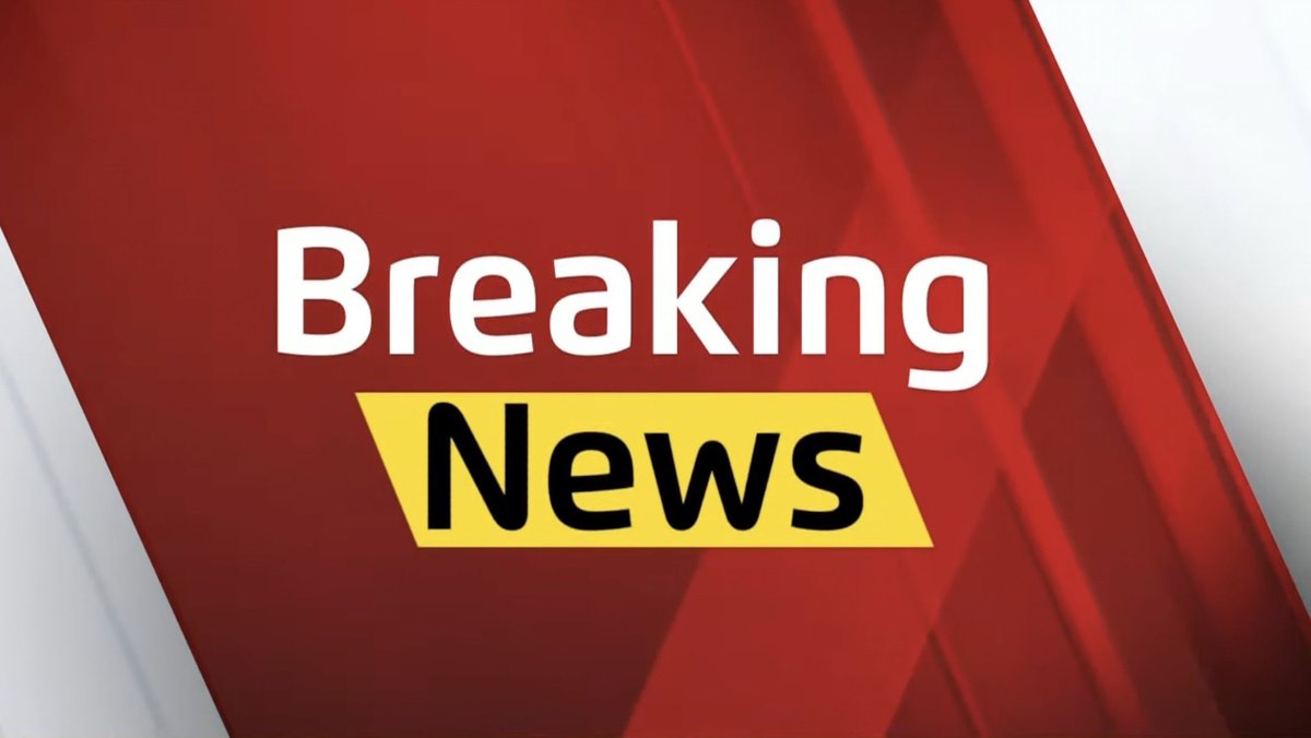 Saksith Saiyasombut | ศักดิ์สิทธิ์ ไสยสมบัติ (@saksithcna) on Twitter photo #BREAKING: Thailand’s Constitutional Court has disbanded the opposition <a href="/MFPThailand/">MFP Thailand</a> for violating political laws because of its campaign pledge to reform the lèse majesté. #ยุบก้าวไกล #BREAKING: Thailand’s Constitutional Court has disbanded the opposition <a href="/MFPThailand/">MFP Thailand</a> for violating political laws because of its campaign pledge to reform the lèse majesté. #ยุบก้าวไกล