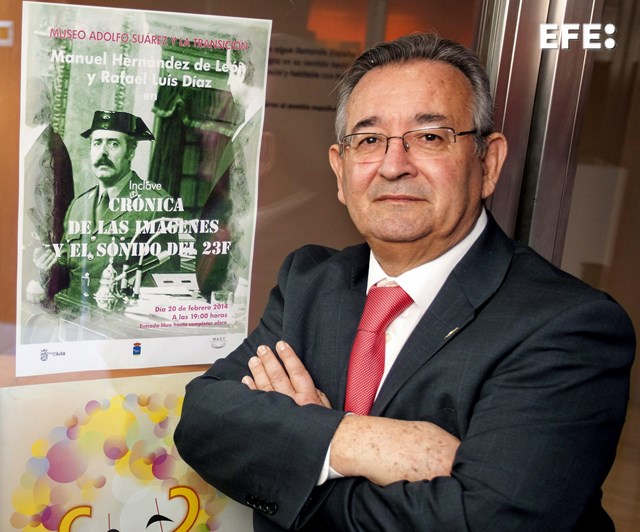 EFEnoticias's tweet photo. Fallece el fotógrafo Manuel Hernández de León, conocido como 'Manolín', uno de los reporteros gráficos de la Agencia EFE que capturó el intento de golpe de Estado del 23 F de 1981.

✍️Belén Escudero

https://t.co/FcHKEYW0D8 https://t.co/vGQw9tr2xU