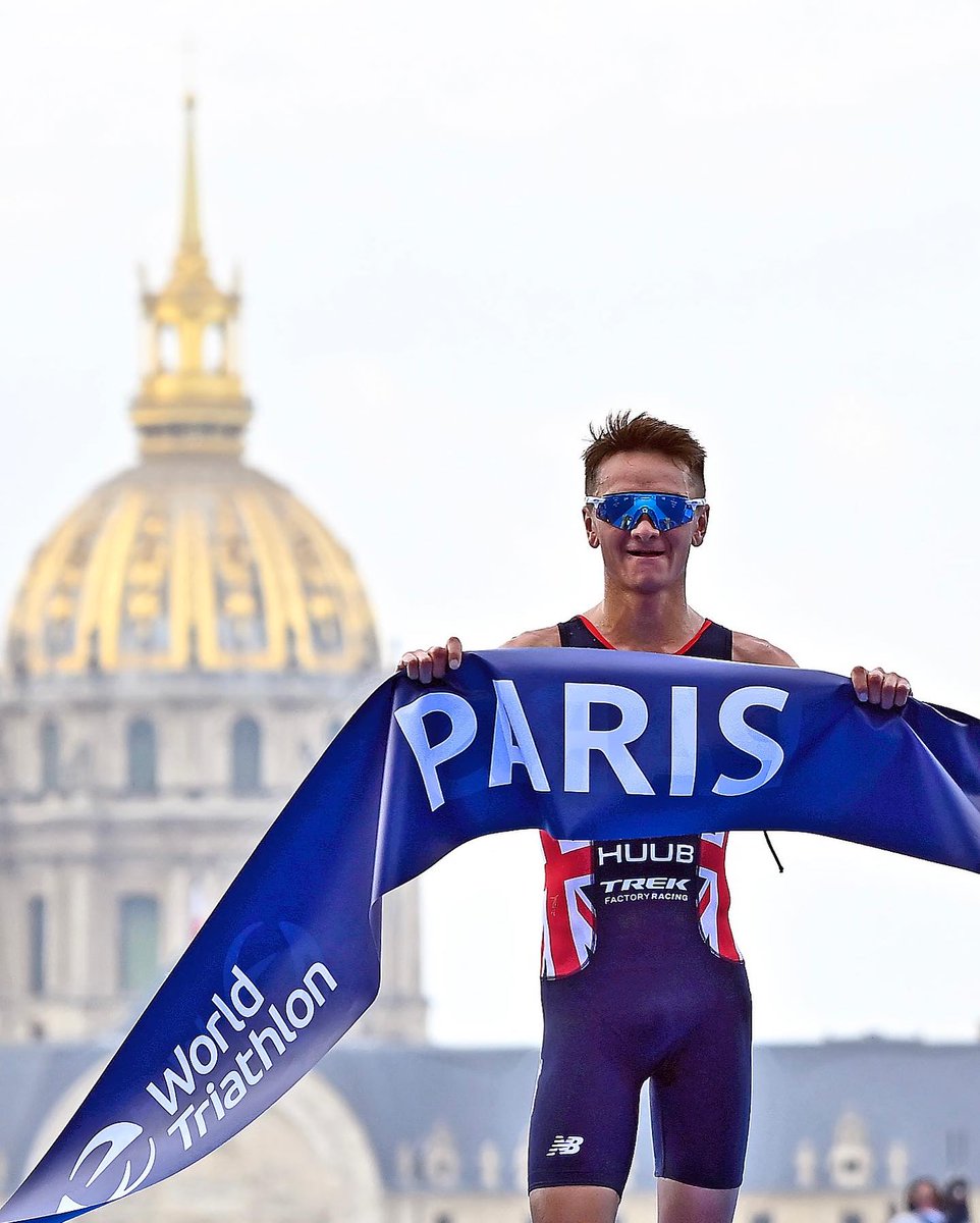 OpticaSerraiba's tweet photo. 😎
Algunos ejemplos de excelentes #deportistas en #Paris2024 luciendo sus #Oakley
🥇🥇#TeamOakley
#gafasdesol #deportes #gafasdeporte #filtroUV #polarizadas #contraste #ergonomia #tecnología #vaho #moda #tendencias #moda2024 #seguridad
#Evenepoel #Mbape
en #opticaliaSerraiba https://t.co/8ZEPIZxmkv