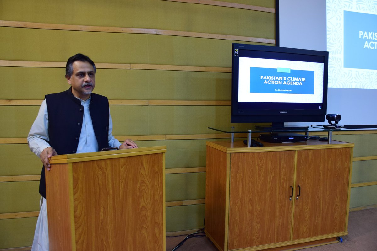 YoLoGoPak's tweet photo. This subsequently led to the LGD’s commitment to climate adaptation efforts and collaboration with Mr. Hayat on water consumption and exploring potential partnerships with Water Aid Pakistan for strategic planning and funding opportunities. https://t.co/TpbWLd622a