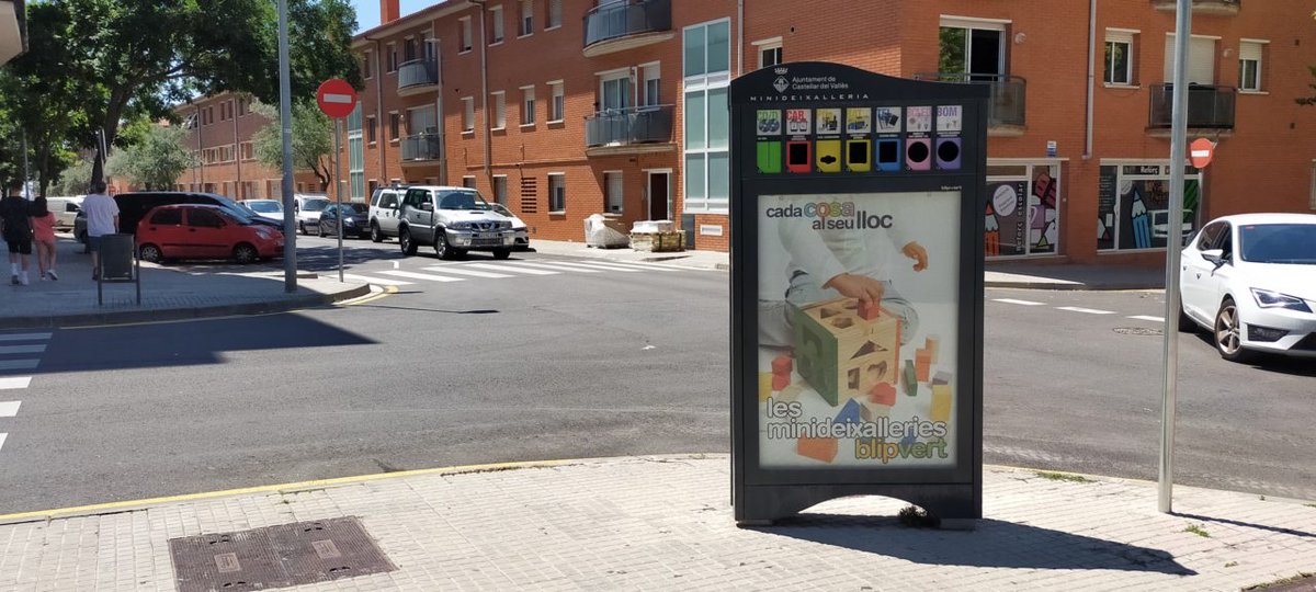 recologics's tweet photo. La xarxa de #minideixalleries urbanes de @femcastellar acaba de superar les 10 TONES de #miniresidus reciclats.
Redueix, reutilitza, i com a última opció, #recicla.
#castellardelvallès #vallèsoccidental #mediambient #estalvienergètic #recollidaselectiva #reciclatge #miniecoparcs https://t.co/AyiwoXzYzB
