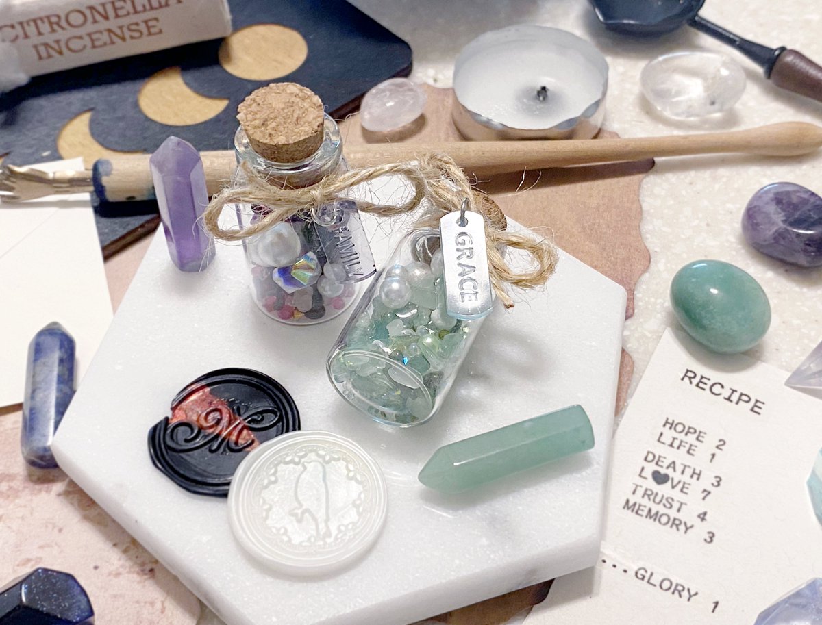 [ RT+팔로우💖 ]   

해당 게시물을 > RT + 팔로우 < 해주신 분 중 한 분을 추첨하여 '당신을 이루는 레시피 S '커미션을 작업해드립니다. ✨

후기는 필수이며 꼭 >팔로우<까지 해주셔야 합니다! 🙏