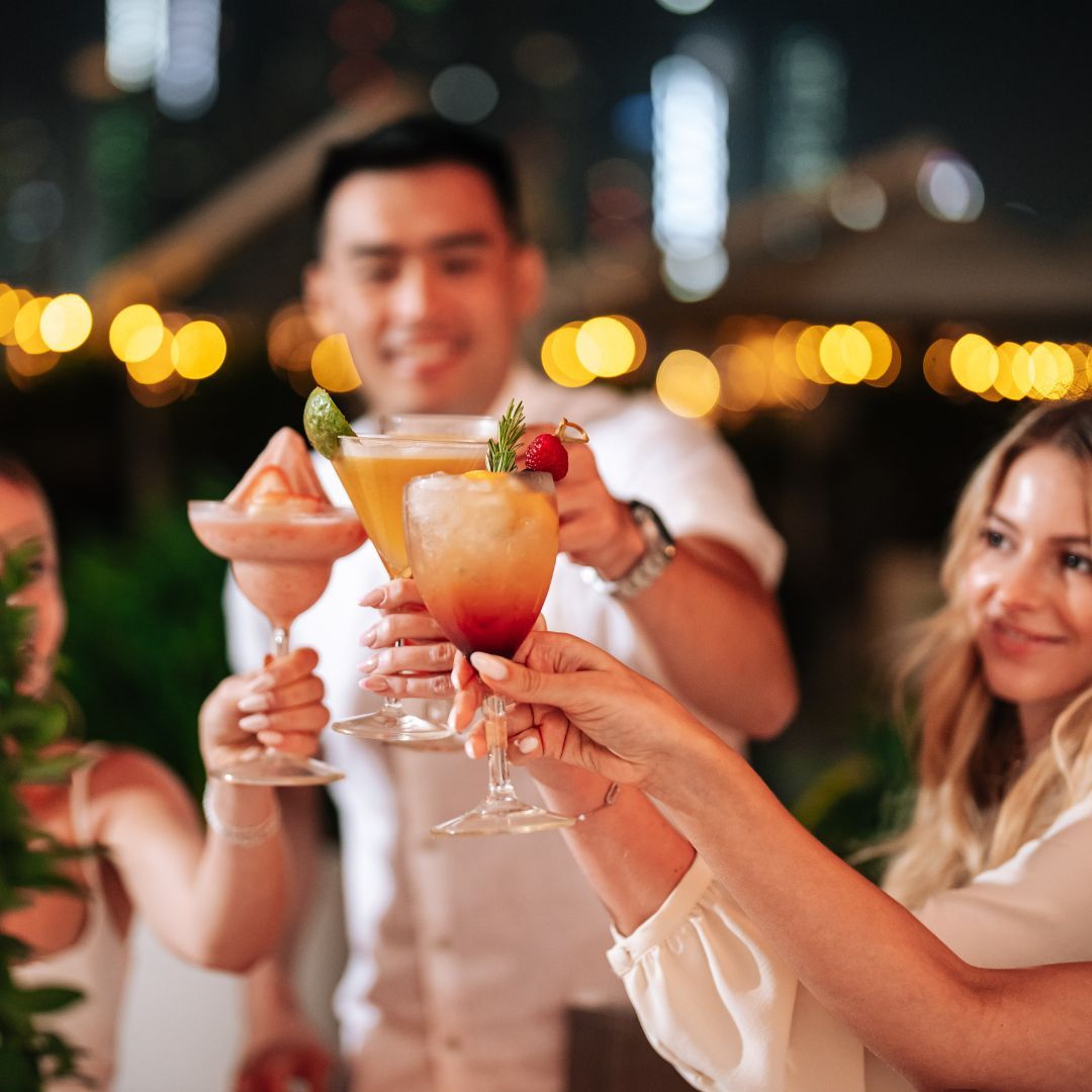 Midweek grind setting in yet? Plan the perfect evening with Jones @palmwestbeach ladies night! Treat yourself to a 2-course meal and unlimited drinks for 3 hours at just AED 119!🥂
Gentlemen can join the night for just AED 189. 

Every Wednesday, 6 PM - 10:30 PM