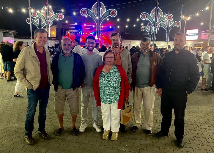 PSDTorresVedras's tweet photo. #PSDTorresVedras na festa da #Silveira na passada 2a feira.
Política de proximidade guia o nosso trabalho diário em prol da melhoria da qualidade de vida dos Torrienses ✌️ https://t.co/ZsShoe0Dcy