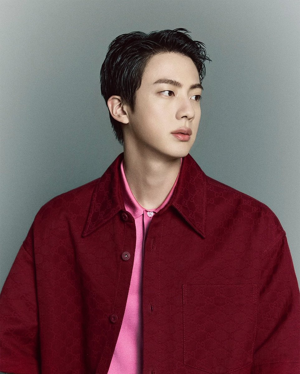 JinBase_'s tweet photo. ❤️‍🔥

Sebagai Global Brand Ambassador Gucci, Jin akan mewakili Gucci dalam berbagai inisiatif dan acara, memamerkan semangat inovatif mereka. Para penggemar di seluruh dunia dapat menantikan kolaborasi yang akan memikat dan menginspirasi.

JIN GUCCI GLOBAL AMBASSADOR 
#JinxGucci https://t.co/rn2TTVVlxe