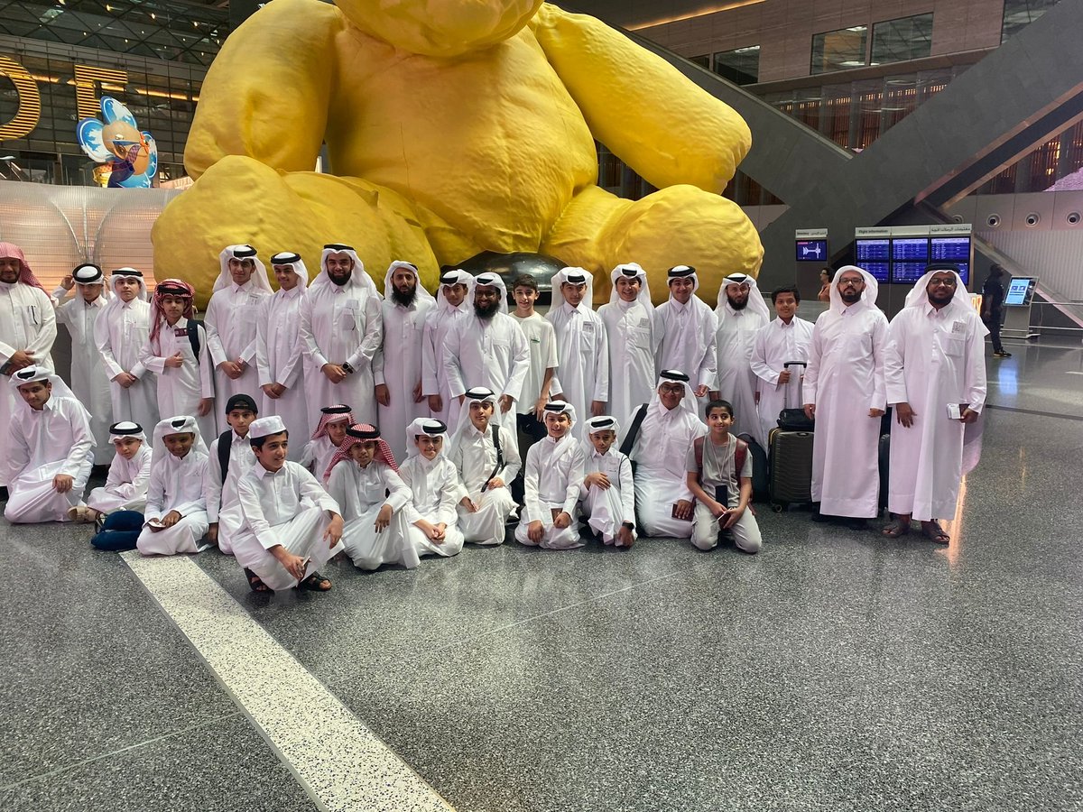 GulfTimes_QATAR's tweet photo. The second summer course is organized for students of the #Noor_Qurani_Educational_Center in the #Prophet_Mosque.@AwqafM https://t.co/XGWU9iiVnD