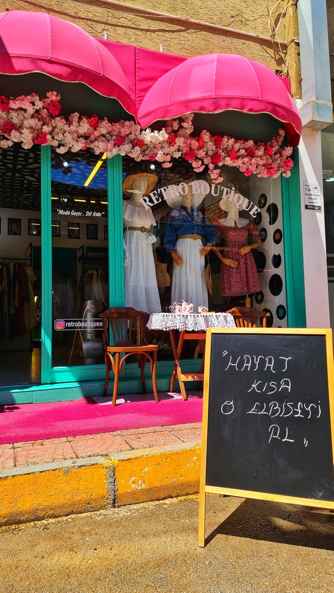 Kovaların Kendini Motive Etme Şekli

#kova 
#astroloji 
#kovaburcu
#Retro 

retroboutique.com.tr