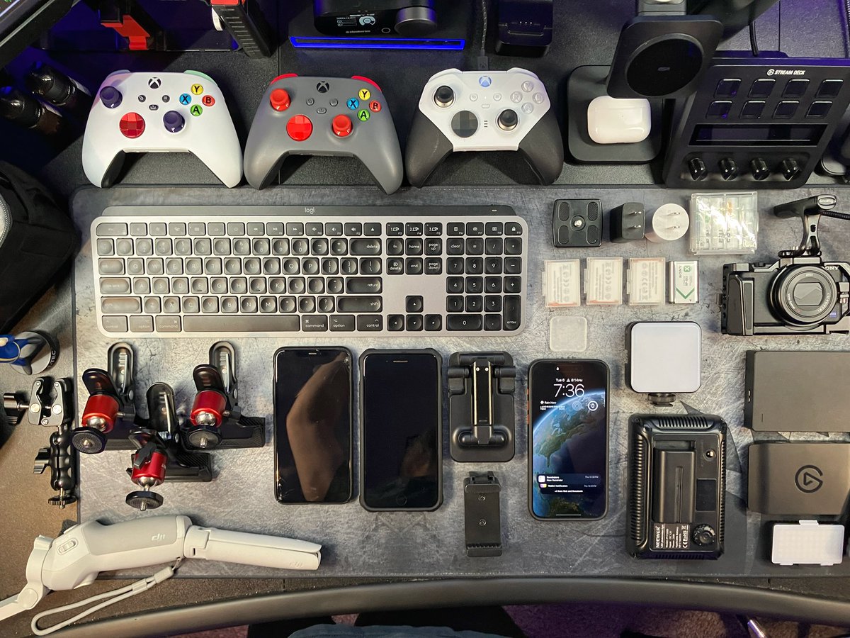 TheCODfatherTV's tweet photo. Father Son EPIC gaming trip! QuakeCon 2024 LETS GO!!! BWI/ATL/DAL… Lets go! Sooo.. what to bring?!? 🤔🤨💪🏼🕹️ #QuakeCon @QuakeCon @bethesda @idSoftware #QuakeCon2024 @FlynnSoloX #livestreaming #gamingchannel https://t.co/qxyuXQP5qy