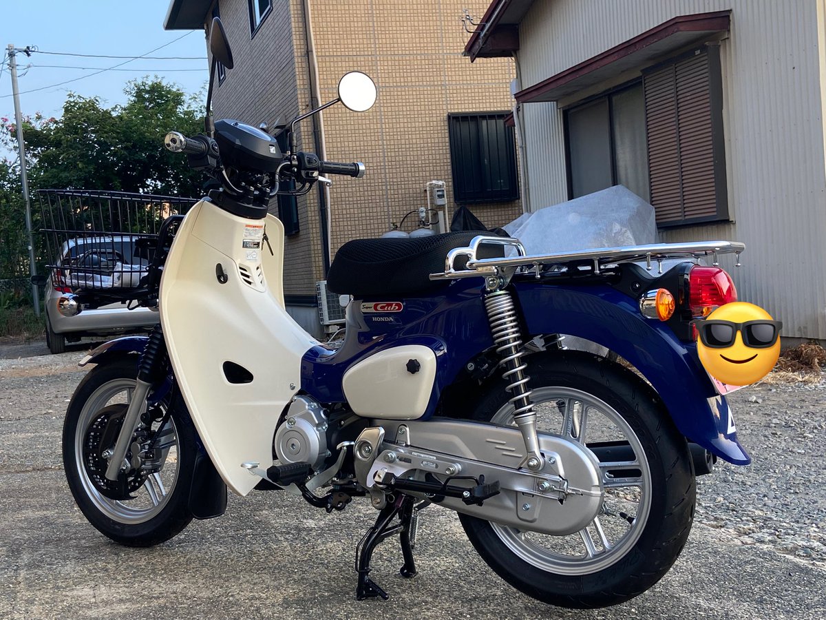 JA61 現行のスーパーカブ110プロ ミシュランの パイロットmotoGPで
