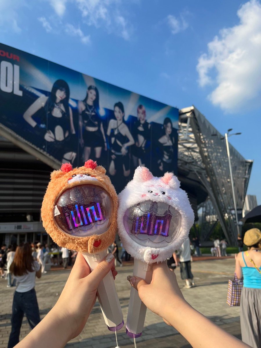 minxde73's tweet photo. ソウルコン楽しすぎて、仕事復帰した今も余韻が抜けない…！！
一生ドゥルに着いて行きます！🏰💜
#여자아이들 #GIDLE
#iDOL
#2024_GIDLE_WORLDTOUR https://t.co/MZIVJcUdWq