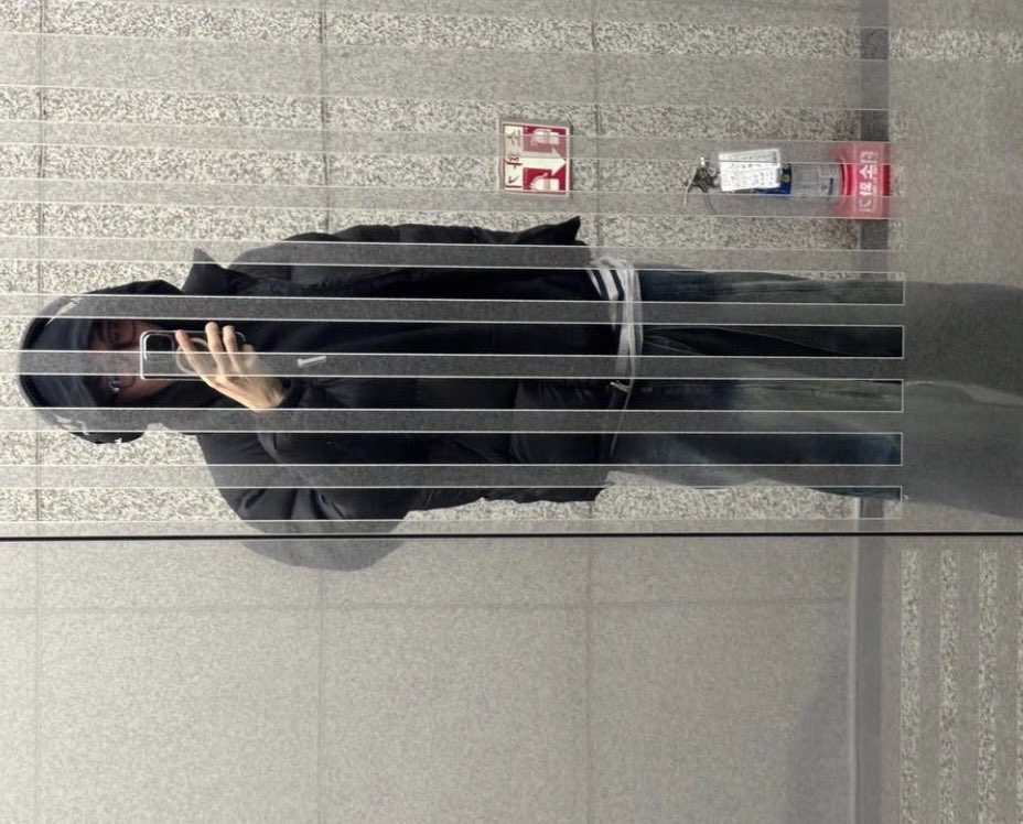 wiltedsin's tweet image. 수요일.