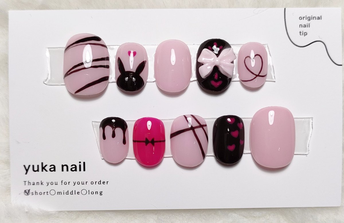 ひなのページ ネイルチップ ぶいすぽっ！の『橘ひなのちゃん』と『小森めとちゃん』イメージの