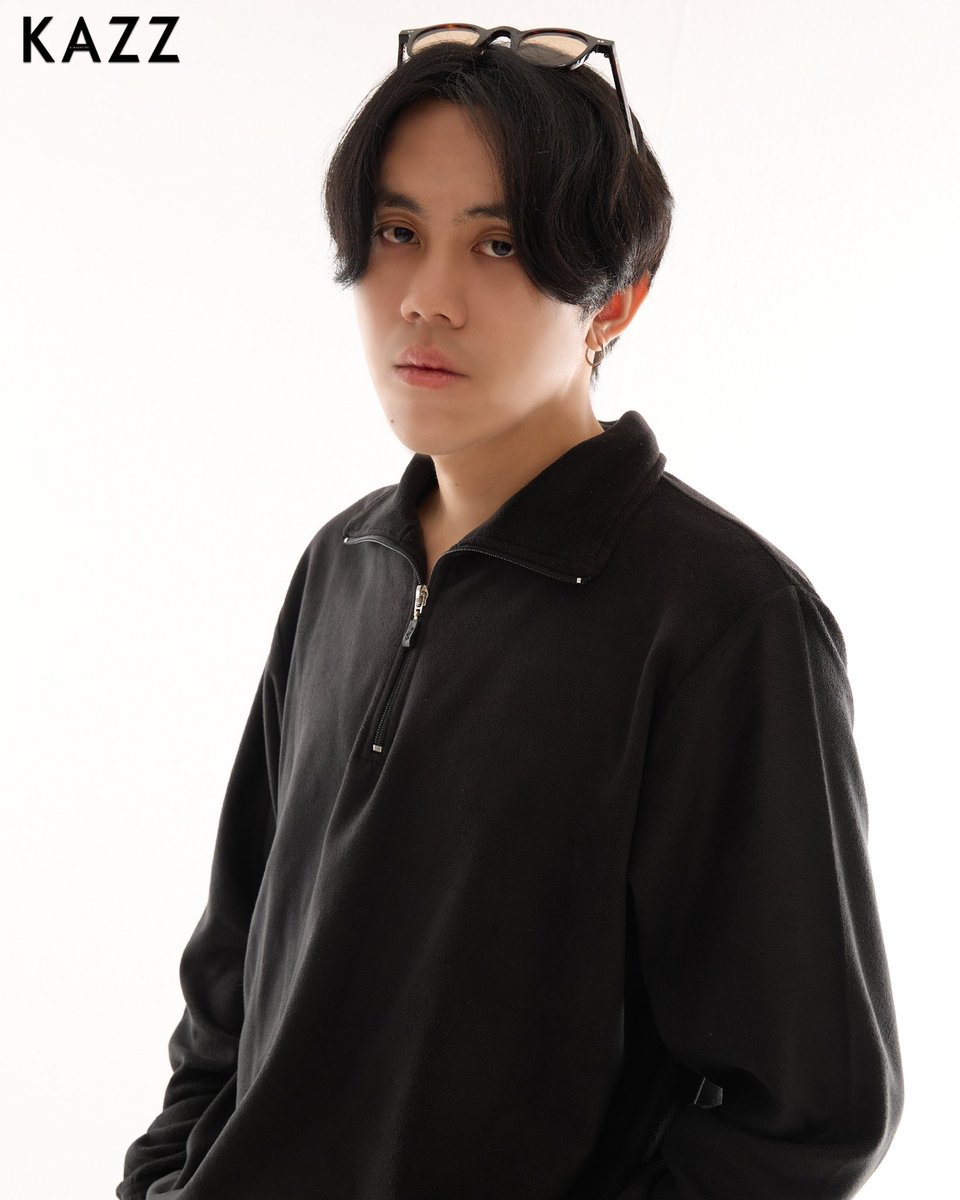 Kazzmagazine's tweet photo. 🍃✨
#RaineCloud #badbye
#WayferRecords
#KAZZMAGAZINE https://t.co/nMcD2Yn5fS