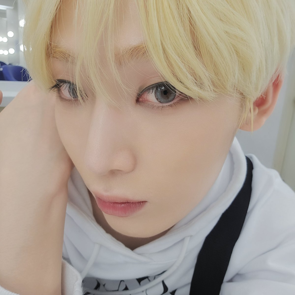 enhypenweverse's tweet image. [ #선우’s Post ] 240807

#SUNOO: 🤍🖤

(1/2)

@ENHYPEN_members @ENHYPEN #ENHYPEN #엔하이픈