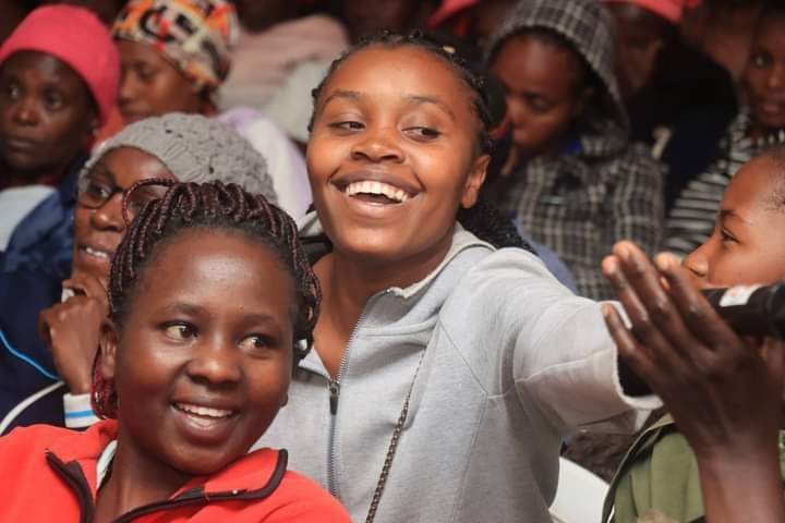 AishaKaranja's tweet photo. As a mother, you're the biggest influence on your son’s life.
When you show him love and care, it helps him understand the world better.
The embrace of a mother lays the foundation for the values the son learns.
#MothersOfSons https://t.co/dJWSPuPexq