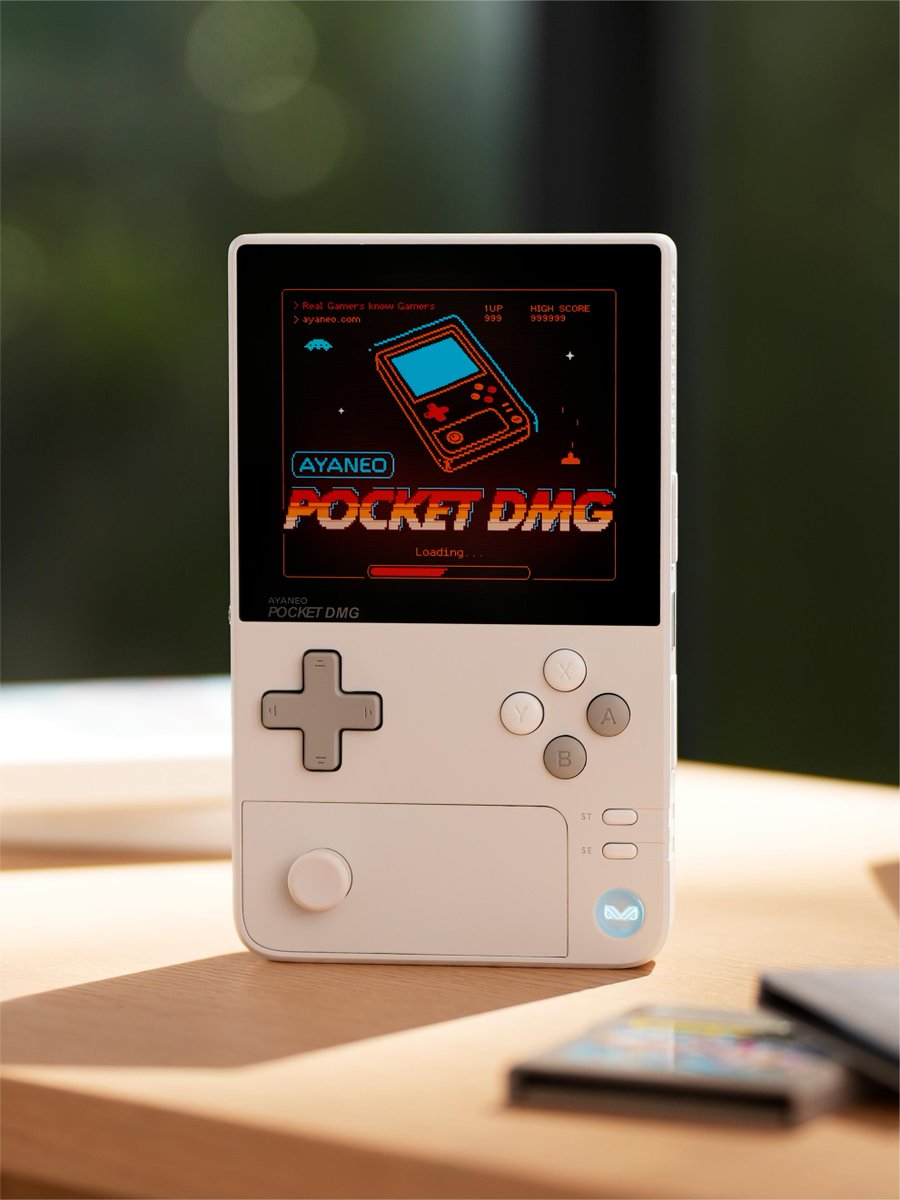 AYANEO__'s tweet image. Rewind Time with the AYANEO Pocket DMG🎮

Ready to relive the classics and start a new era of handheld gaming?🥳
Tell us in the comments which classic game you're most excited to play on the Pocket DMG!👏

#ayaneo #PocketDMG #classicgame #handheld