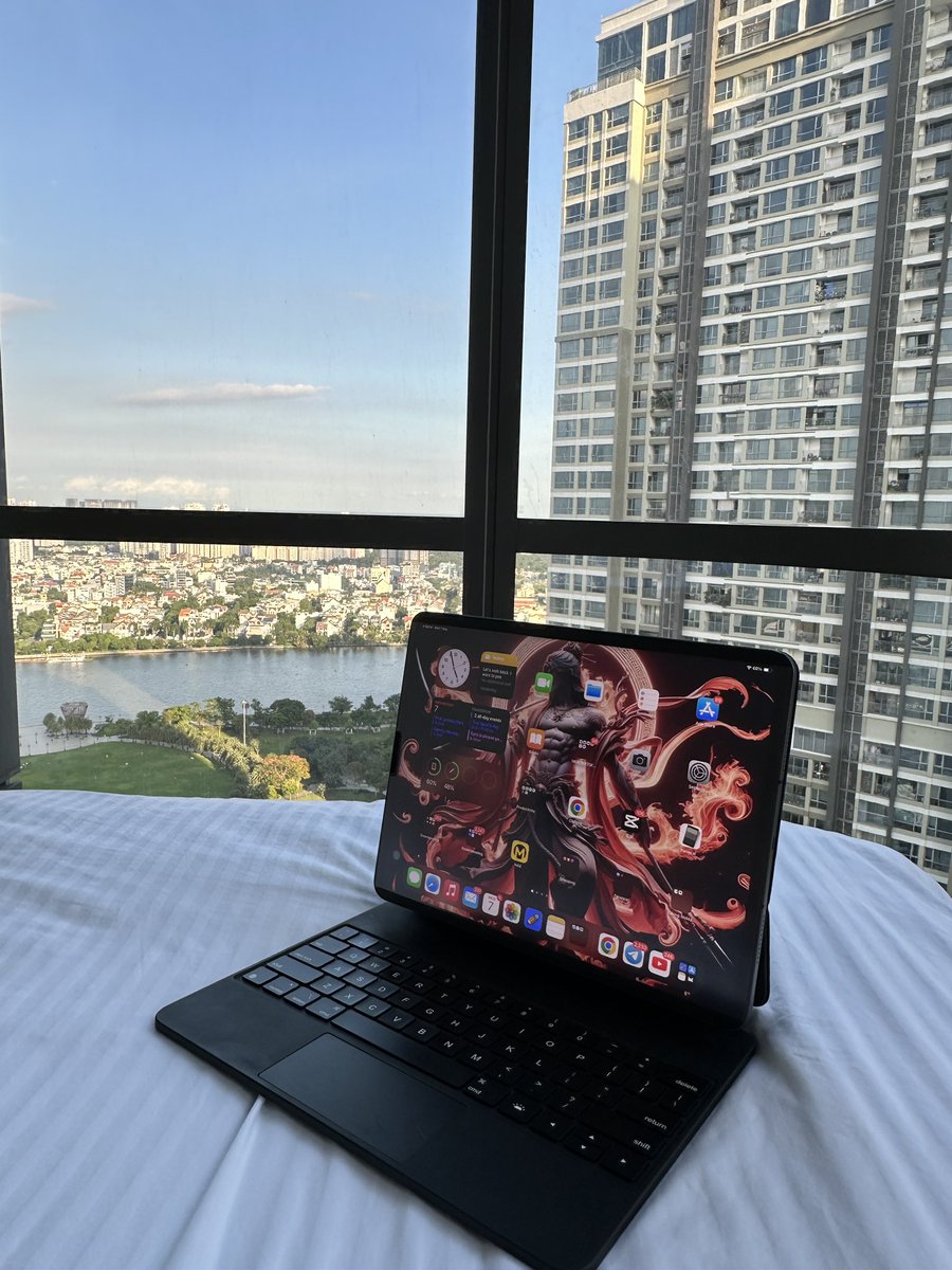 Trix_Batman89's tweet photo. Sometimes you just need a new environment to create new ideas and strategies!
@ChainParty_Game
#animationlife
#chainparty
#cryptonianlife
#batmanlife https://t.co/avPLiVV0Oa