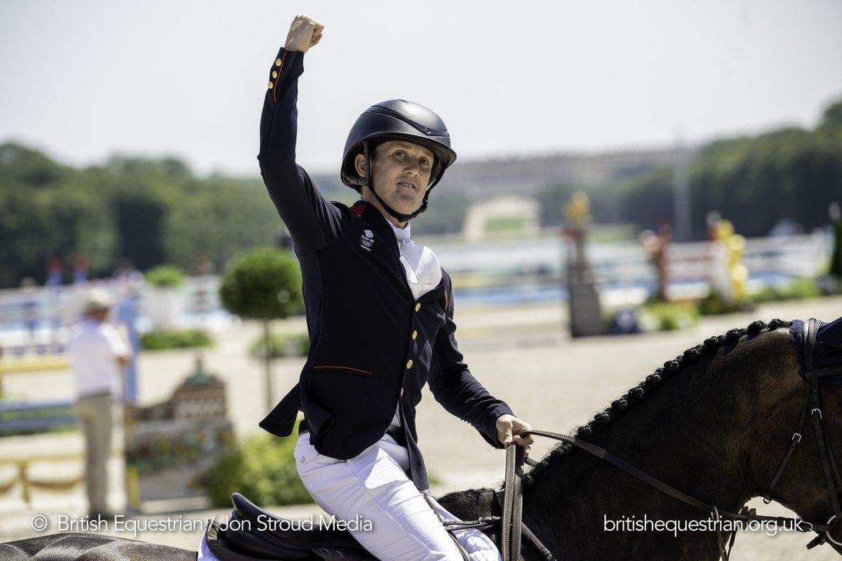 That fantastic performance in Paris has boosted Tom McEwen to <a href="/FEI_Global/">The FEI</a> Eventing World Number One! 🥳

It's an all-British top three, with team mate Ros Canter in second and Oliver Townend in third 👏

Full list: bit.ly/FEIWorldRankin…

#Equestrian #Eventing #ASportLikeNoOther