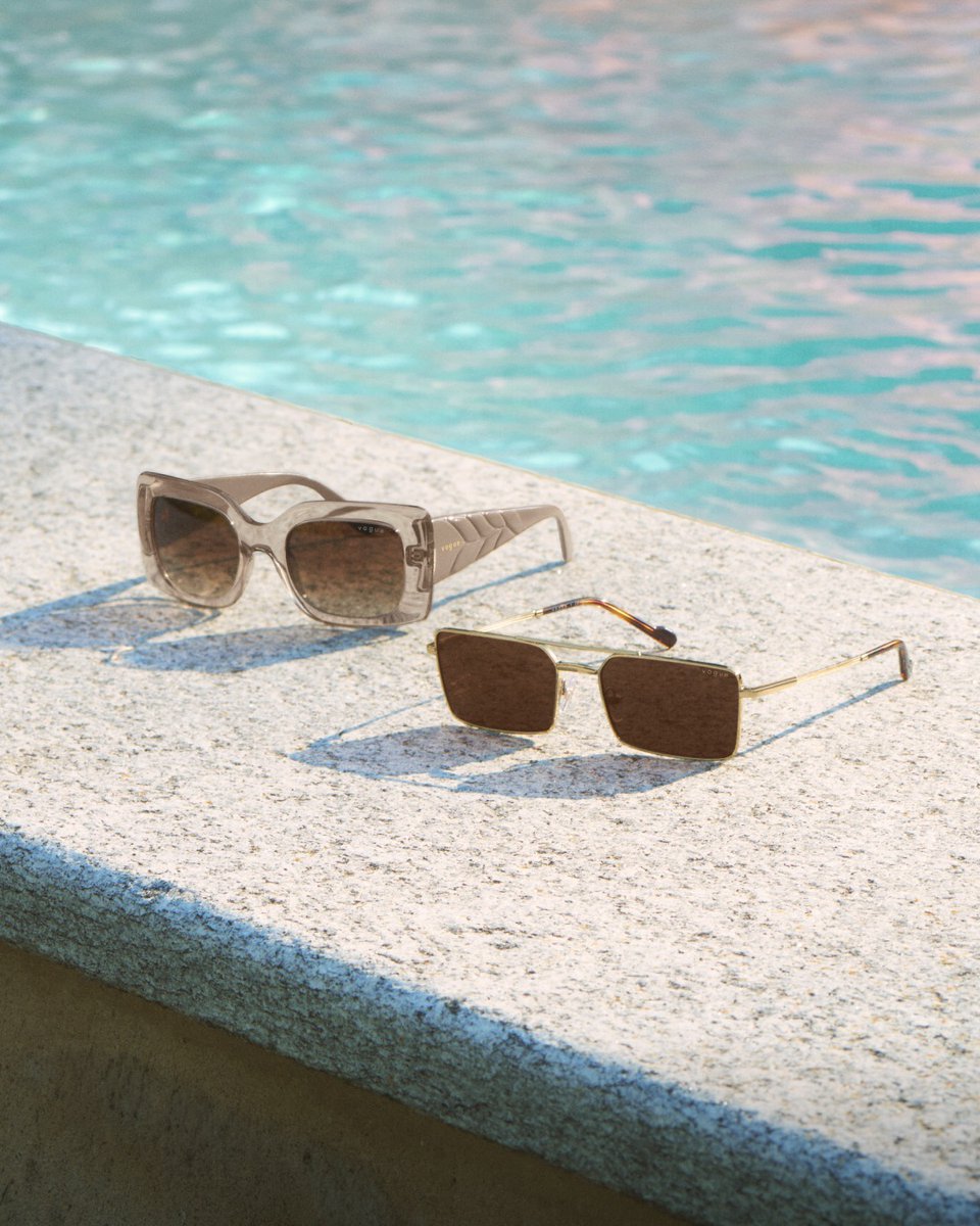 PalomeraOpticos's tweet photo. (✿☉。☉)
Cada par de gafas @vogueeyewear es una obra maestra de la elegancia y el estilo italiano. 🇮🇹
Renueva tu #look, es el momento❗
#VogueEyewear #Vogue #LetsVogue #voguemagazine
#mujer #modaMujer #estilo #moda2024 https://t.co/Em8k6bpTJT