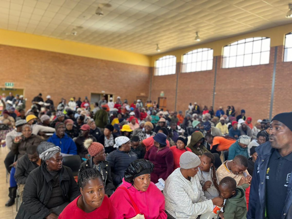 CityofJoburgZA's tweet photo. Amazing turnout in #RegionC at Braamfischerville Multipurpose Centre - this is community power at its best.
#CivicEducation #JoburgServices ^LM https://t.co/YoolZ2cEii