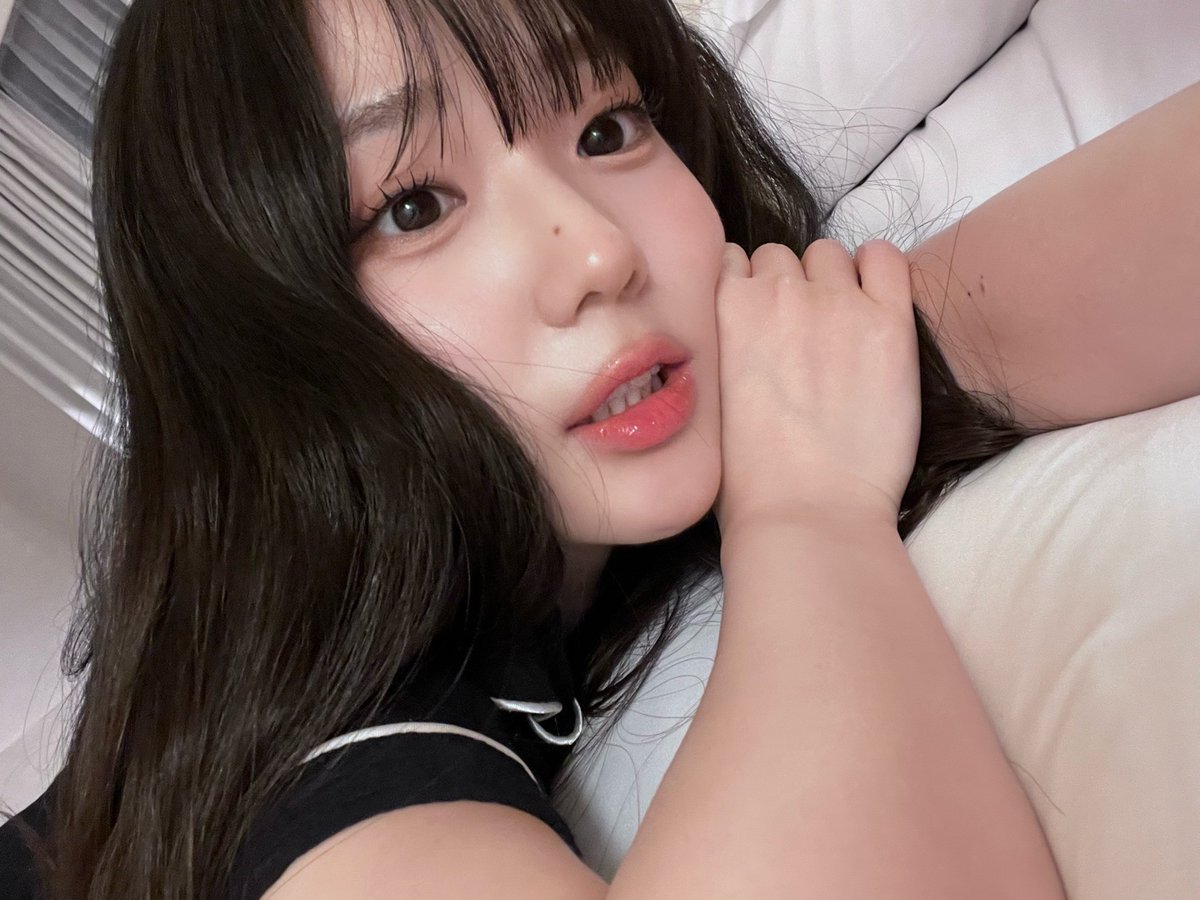 눈동자에 치얼스

#tripleS #트리플에스 #トリプルS
#トリプルエス #トエス
#SeoYeon #서연 #ソヨン