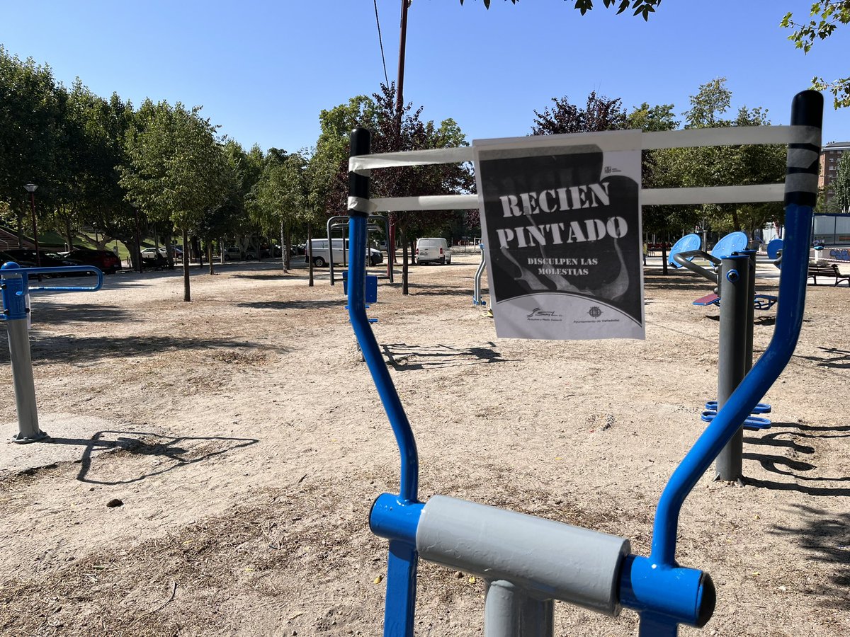 AyuntamientoVLL's tweet photo. El @AyuntamientoVLL lleva a cabo una actuación de mejora en el entorno de la Playa de Las Moreras🏖️.
Objetivo: favorecer la funcionalidad de este espacio público utilizado por la ciudadanía como zona de esparcimiento durante todo el año, pero especialmente en el verano.
🧵👇👇 https://t.co/8B279ojEjm