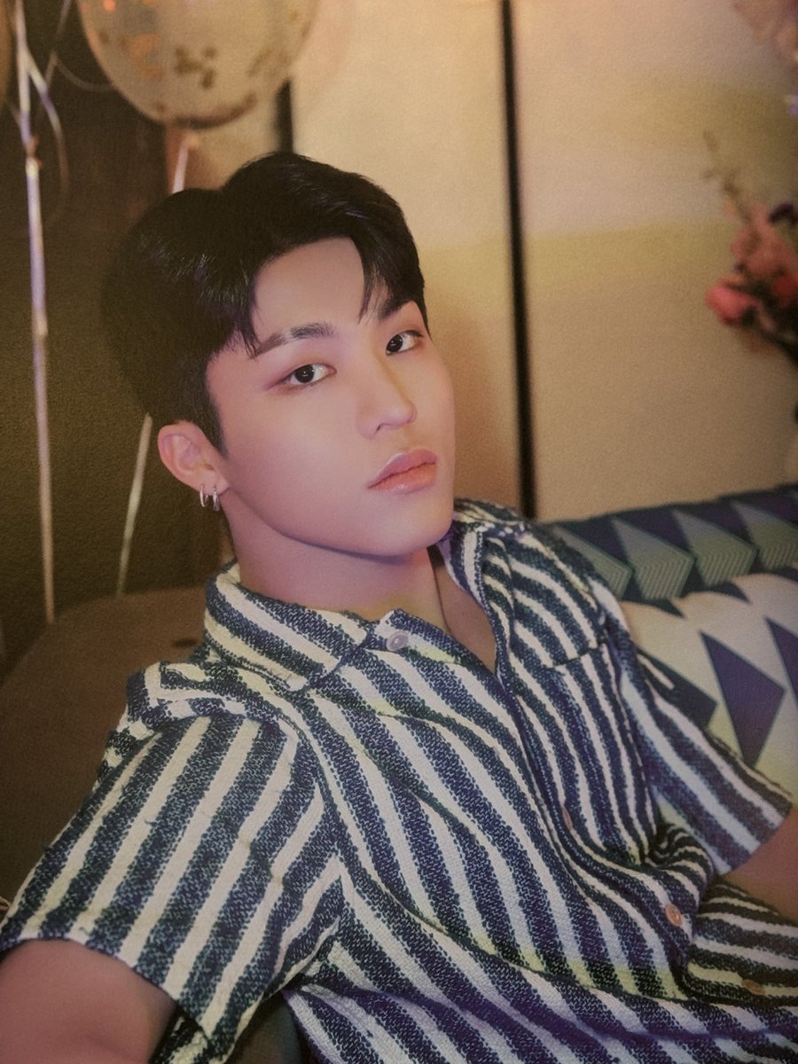 jeongwoocutie's tweet photo. “the guy to every taylor swift songs” 😭🤏🏼 https://t.co/41npaBmKxQ