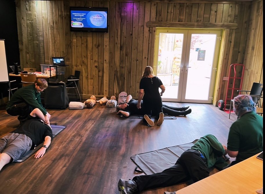 ⛑️First Aid training…

Our accredited courses, are not taught by trainers from a book… all of our trainers have front line experience in the medical world, so providing you with excellent training from very knowledgeable trainers. 

Any enquiries:
📧info@grouptogether.org.uk