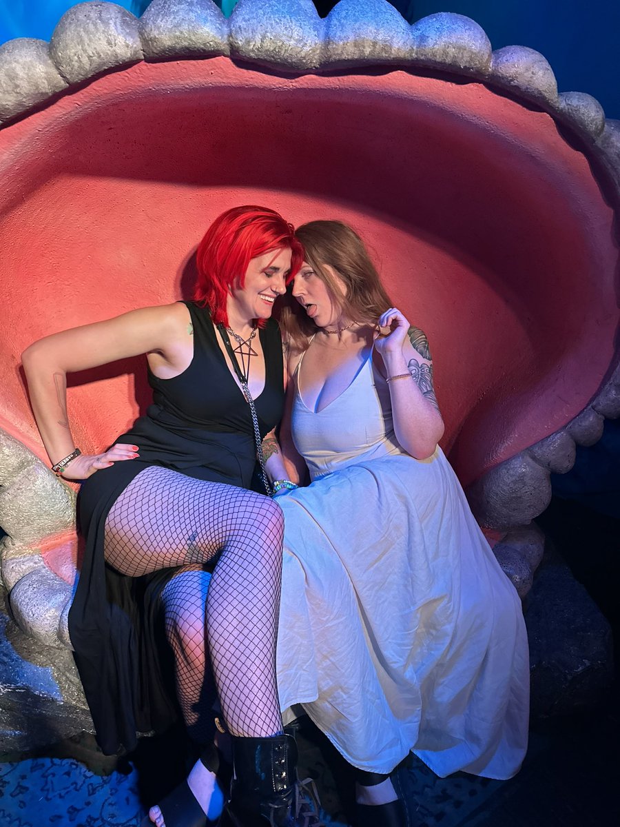 Katelyn Bowden Ⓥ tweet media