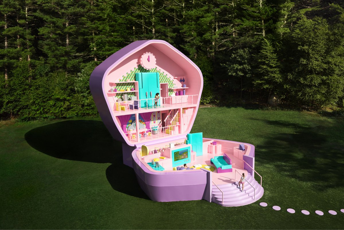 SGroebner's tweet photo. Bloody fabulous – @BChesky and his folks at @Airbnb just made a life-size "Polly Pocket". Love it!

https://t.co/6p867oDkzj https://t.co/opjFqDWmVX