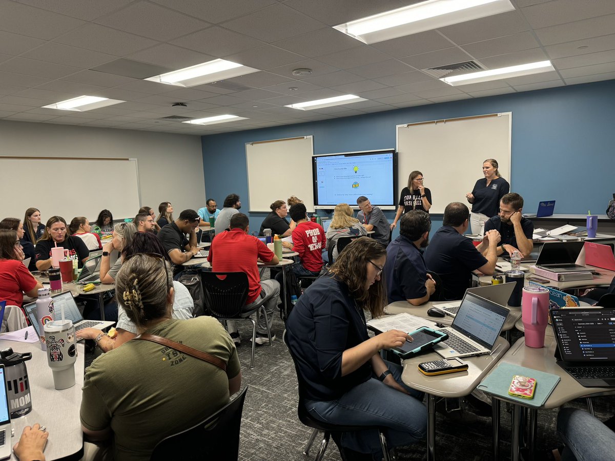 DaveSurdovel's tweet photo. Empowering Excellence @TomballISD collaborative math sessions are rocking &amp; rolling at @TISDGLJHS &amp; @TISDTEC! #TeamTomball #DestinationExcellence #TomballMath #happiestdistrictonearth #DestinationParadise #TotallyTomball #TISDWeGotThis #HeroesLead #SpiritOfTomball #StarsOfTomball https://t.co/Uy59lBI0OH